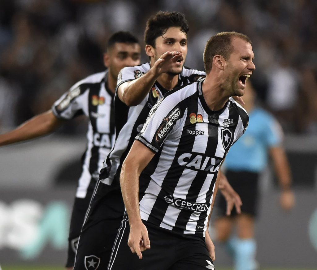 Estrangeiros Decidem E Botafogo Vence Sport No Rio - Radar Da Bola