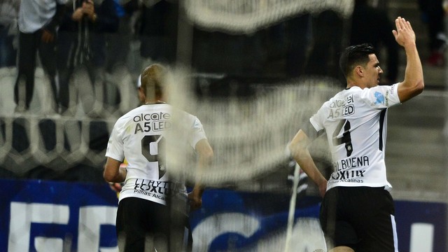 Fase de artilheiro, Balbuena marca novamente para o Corinthians